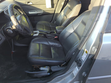 2004-2011 Volvo S40 Driver Front Seat Oem - Oemusedautoparts1.com