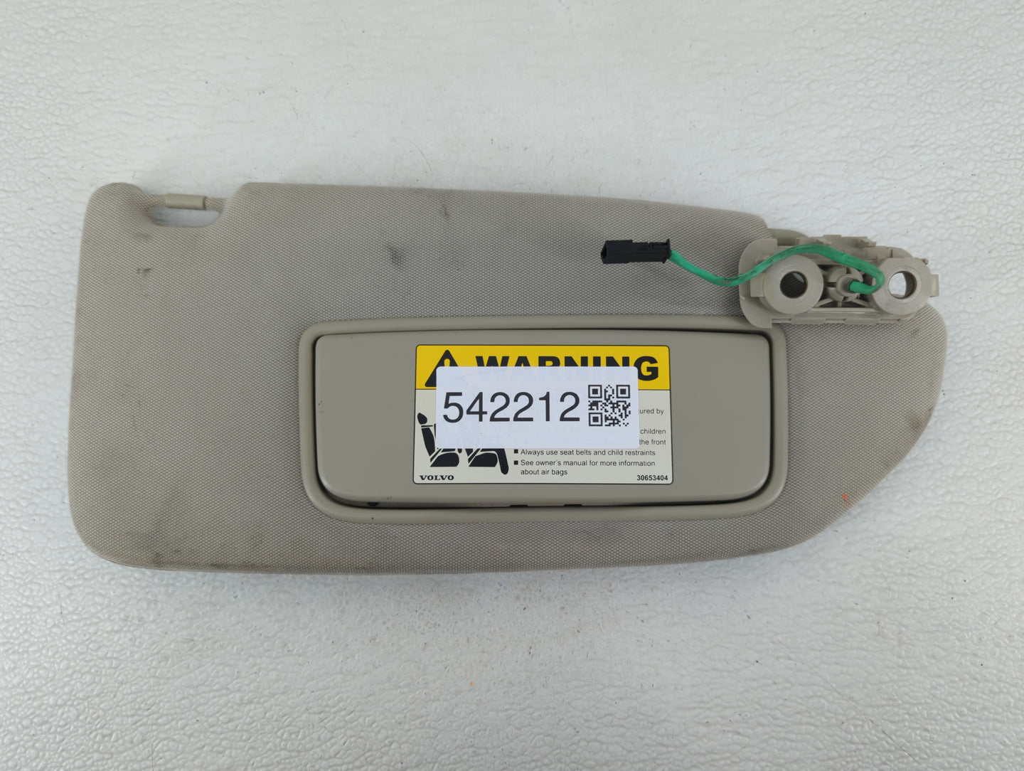 2004-2006 Volvo S40 Sun Visor Shade Replacement Passenger Right Mirror Fits Fits 2004 2005 2006 OEM Used Auto Parts - Oemuse