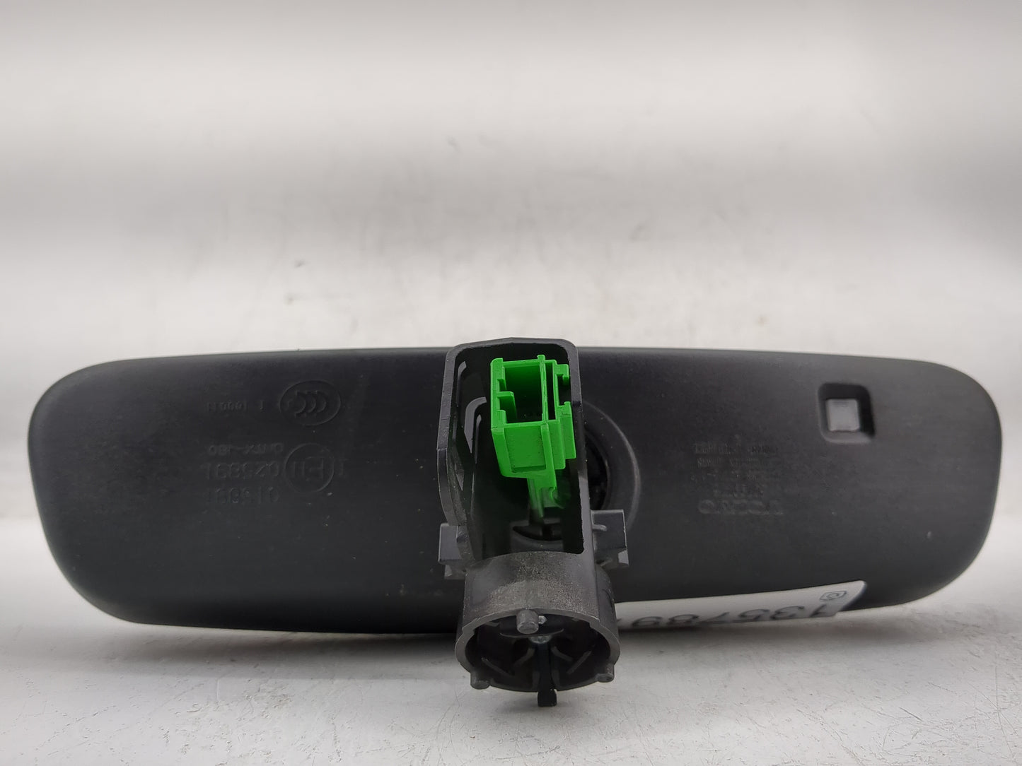 2005-2006 Volvo S80 Interior Rear View Mirror Replacement OEM P/N:30799046 Fits Fits 2005 2006 OEM Used Auto Parts - Oemused