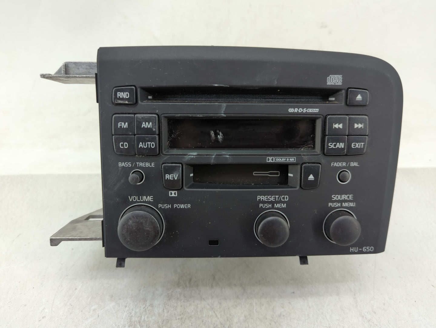 2005-2006 Volvo S80 Radio AM FM Cd Player Receiver Replacement P/N:30745808-1 Fits Fits 2005 2006 OEM Used Auto Parts - Oemu