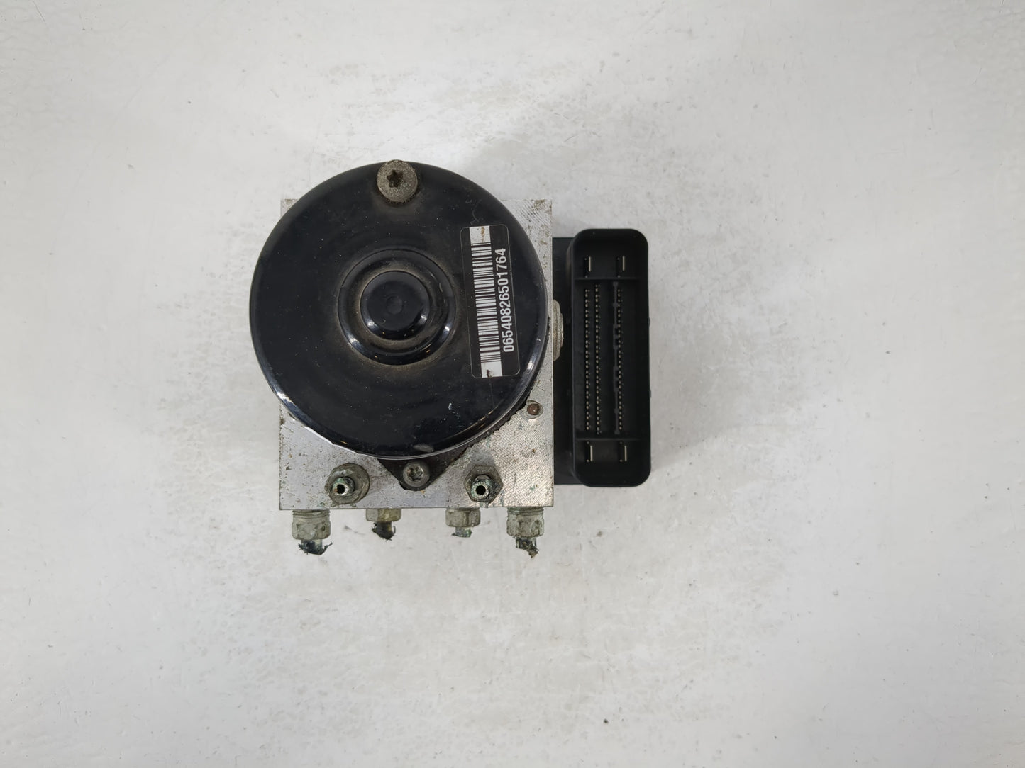 2006 Volvo V40 ABS Pump Control Module Replacement P/N:30672503 Fits Fits 2005 2007 OEM Used Auto Parts - Oemusedautoparts1.