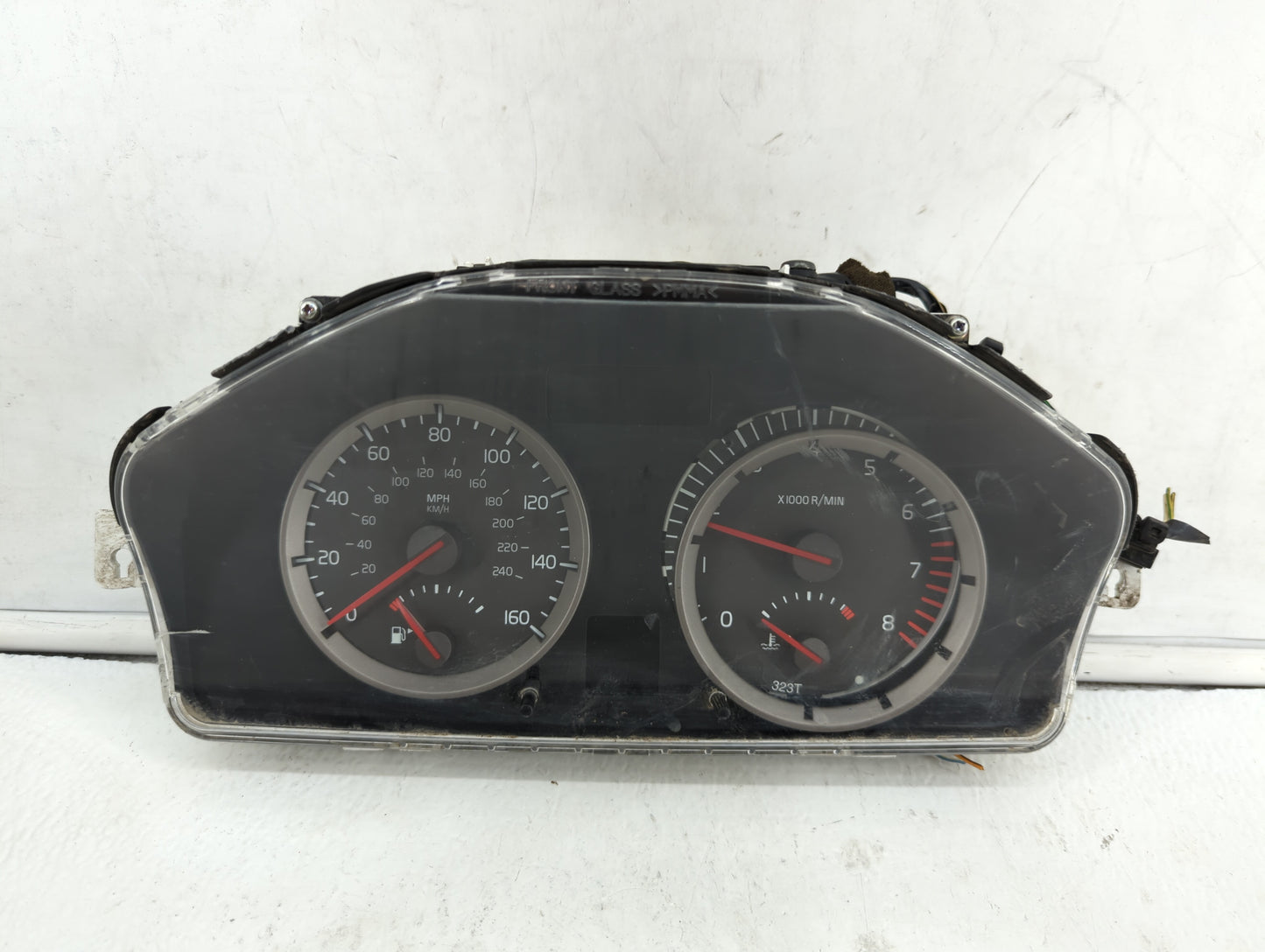 2006 Volvo V40 Instrument Cluster Speedometer Gauges P/N:30728646 69594-910T, 8602845, 30786345, 30669184 Fits Fits 2004 200