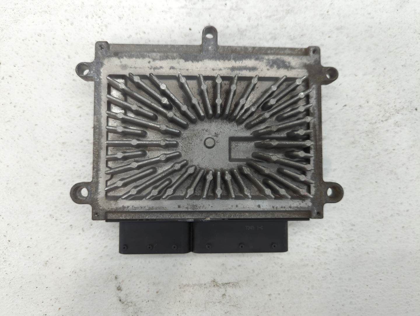 2006 Volvo V40 PCM Engine Control Computer ECU ECM PCU OEM P/N:P30650677 P30743102 Fits Fits 2004 2005 OEM Used Auto Parts -