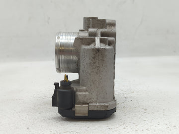 2006 Volvo V40 Throttle Body P/N:7S7G-9F991-B7A Fits Fits 2004 2005 2007 2008 2009 2010 OEM Used Auto Parts