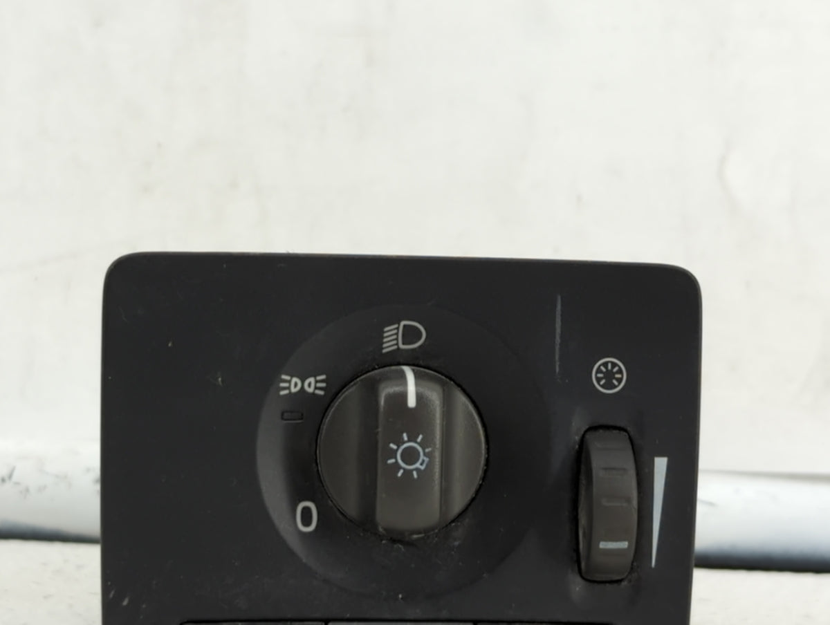 2006 Volvo V50 HEADLIGHT FOGLIGHT DIMMER CONTROL SWITCH - Oemusedautoparts1.com