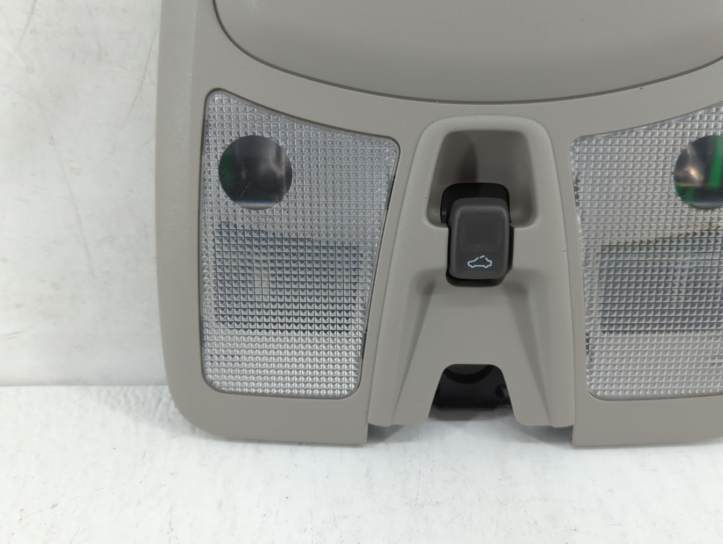 2006 Volvo V60 Overhead Roof Console Interior Dome Light - Oemusedautoparts1.com