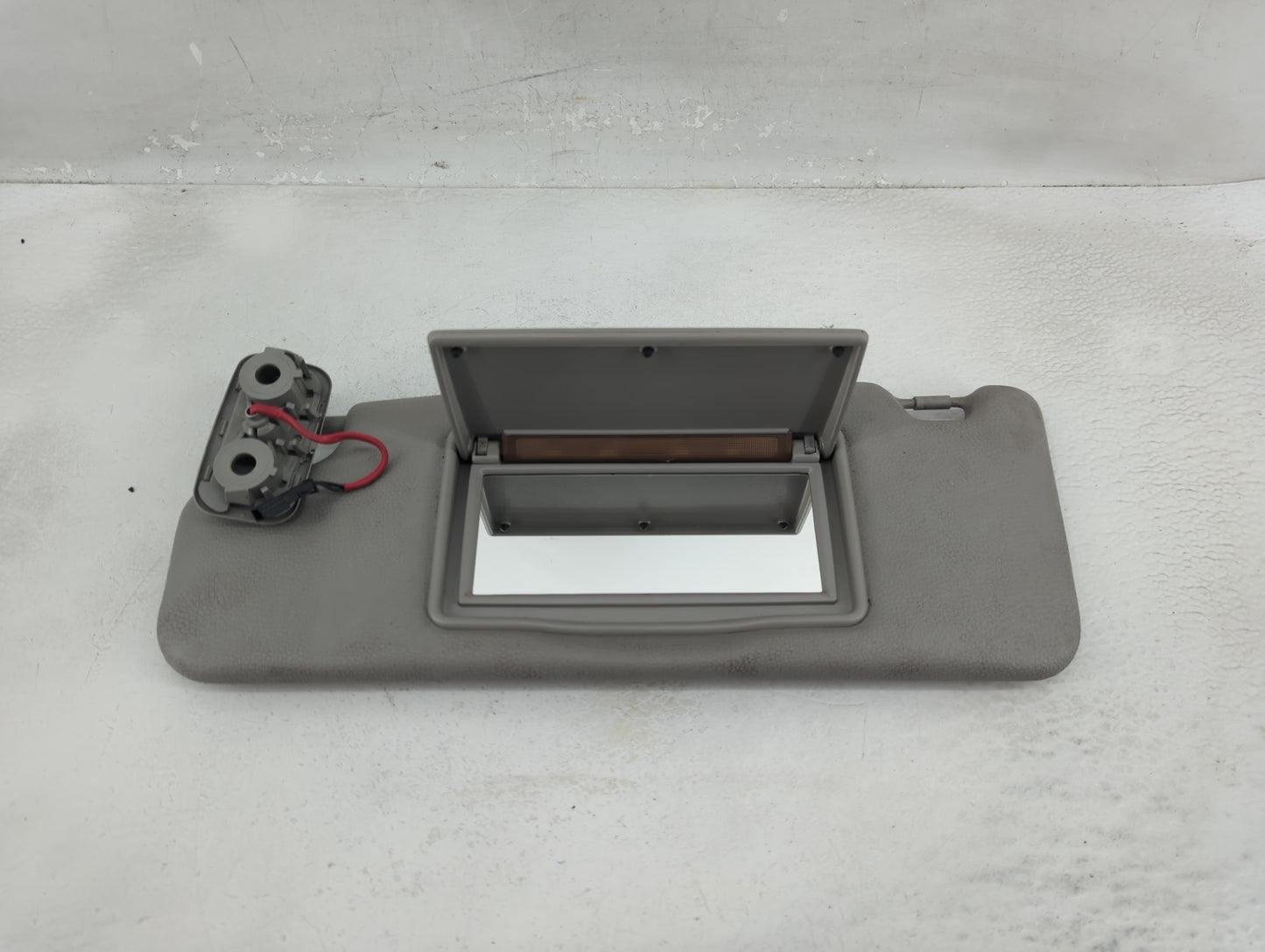 2005-2007 Volvo V70 Sun Visor Shade Replacement Driver Left Mirror Fits Fits 2005 2006 2007 2008 2009 OEM Used Auto Parts - 