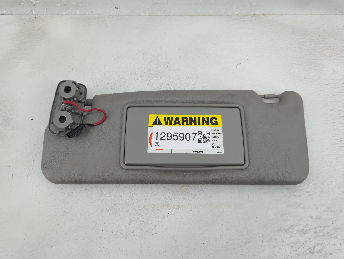 2005-2007 Volvo V70 Sun Visor Shade Replacement Driver Left Mirror Fits Fits 2005 2006 2007 2008 2009 OEM Used Auto Parts - 