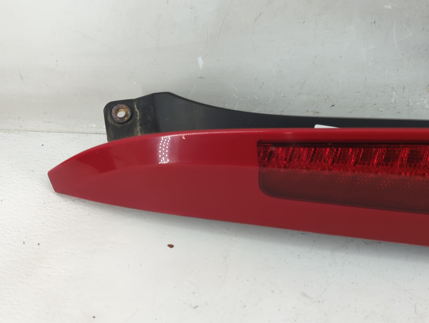 2003-2006 Volvo Xc90 Tail Light Assembly Driver Left OEM Fits Fits 2003 2004 2005 2006 OEM Used Auto Parts - Oemusedautopart