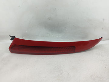 2003-2006 Volvo Xc90 Tail Light Assembly Driver Left OEM P/N:157617 Fits Fits 2003 2004 2005 2006 OEM Used Auto Parts - Oemu