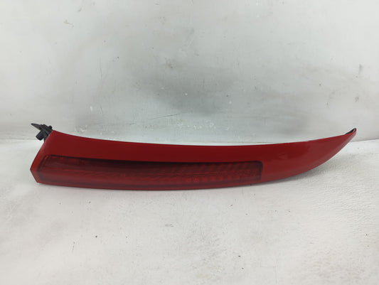 2003-2006 Volvo Xc90 Tail Light Assembly Driver Left OEM P/N:157617 Fits Fits 2003 2004 2005 2006 OEM Used Auto Parts - Oemu