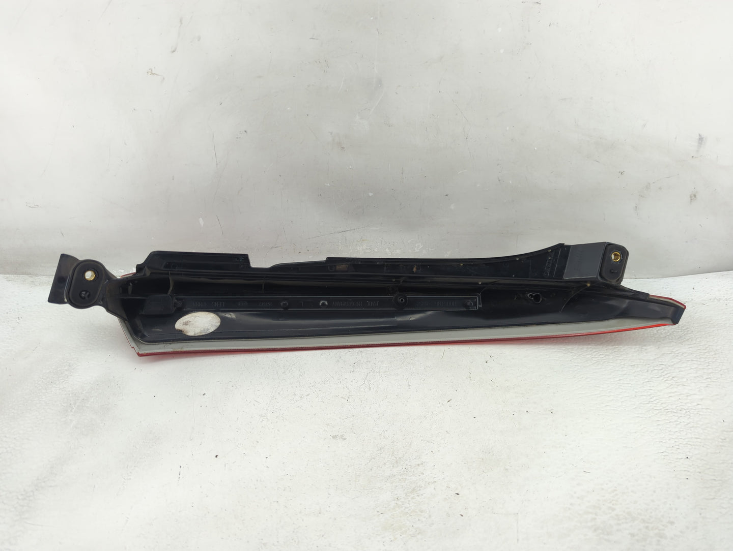 2003-2006 Volvo Xc90 Tail Light Assembly Driver Left OEM P/N:157617 Fits Fits 2003 2004 2005 2006 OEM Used Auto Parts - Oemu