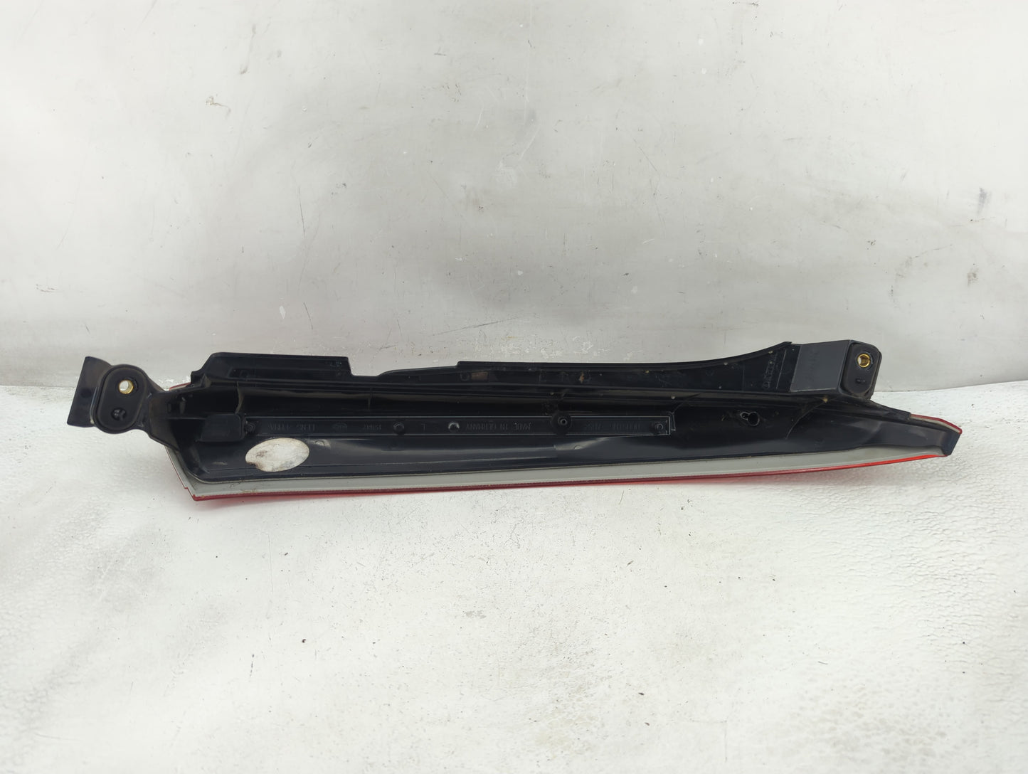 2003-2006 Volvo Xc90 Tail Light Assembly Driver Left OEM P/N:157617 Fits Fits 2003 2004 2005 2006 OEM Used Auto Parts - Oemu