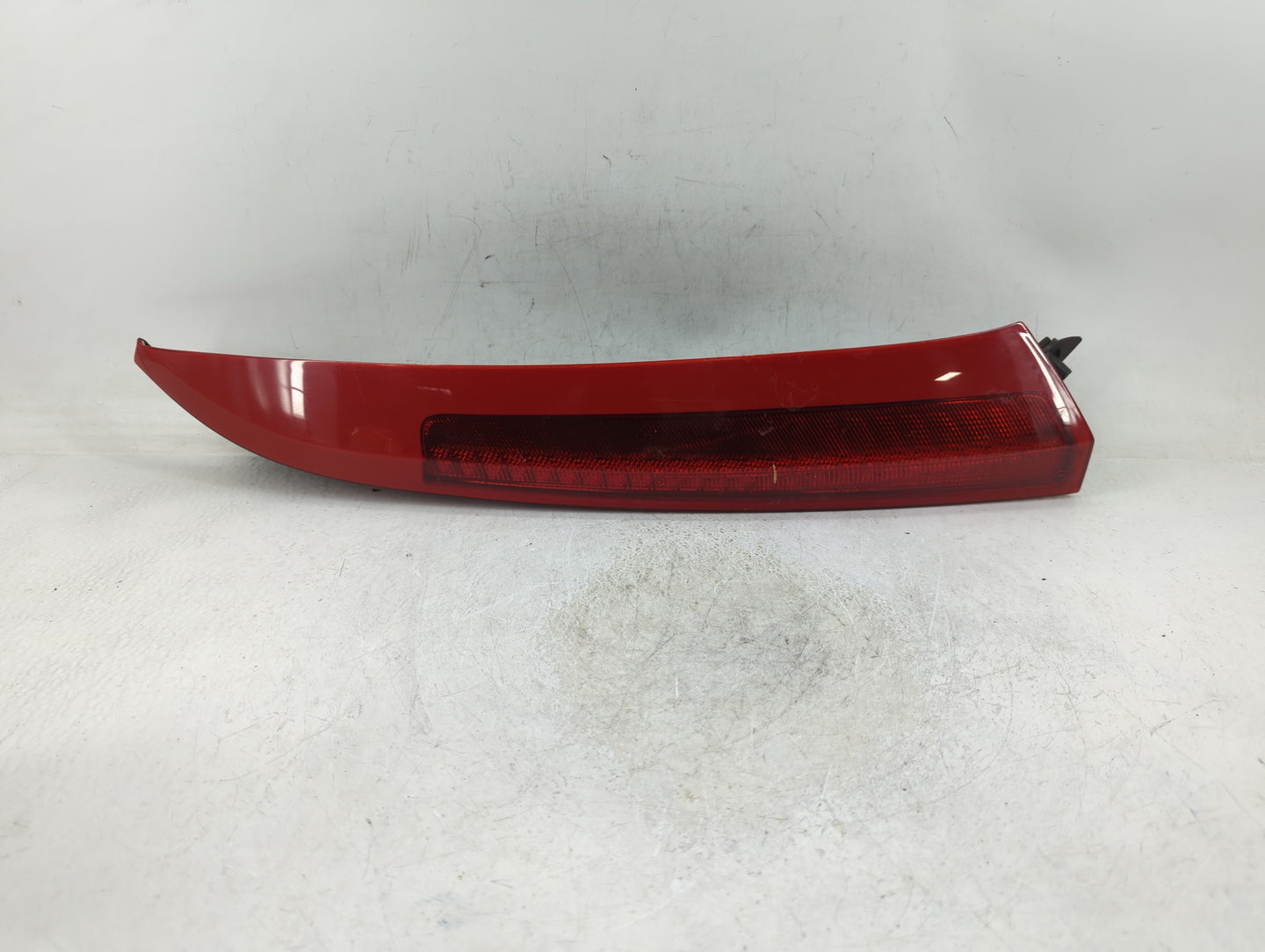 2003-2006 Volvo Xc90 Tail Light Assembly Passenger Right OEM P/N:30678221 Fits Fits 2003 2004 2005 2006 OEM Used Auto Parts 