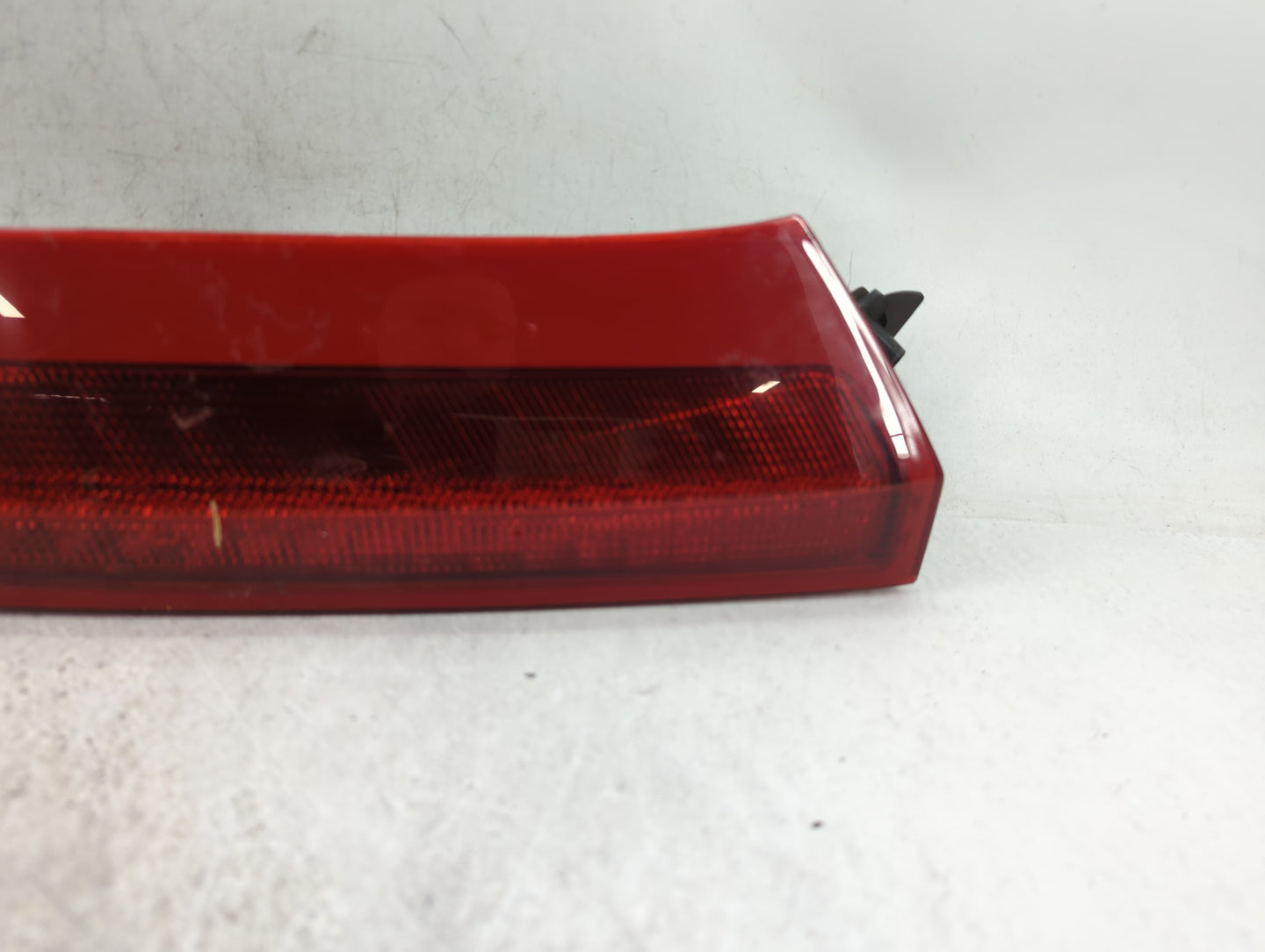 2003-2006 Volvo Xc90 Tail Light Assembly Passenger Right OEM P/N:30678221 Fits Fits 2003 2004 2005 2006 OEM Used Auto Parts 
