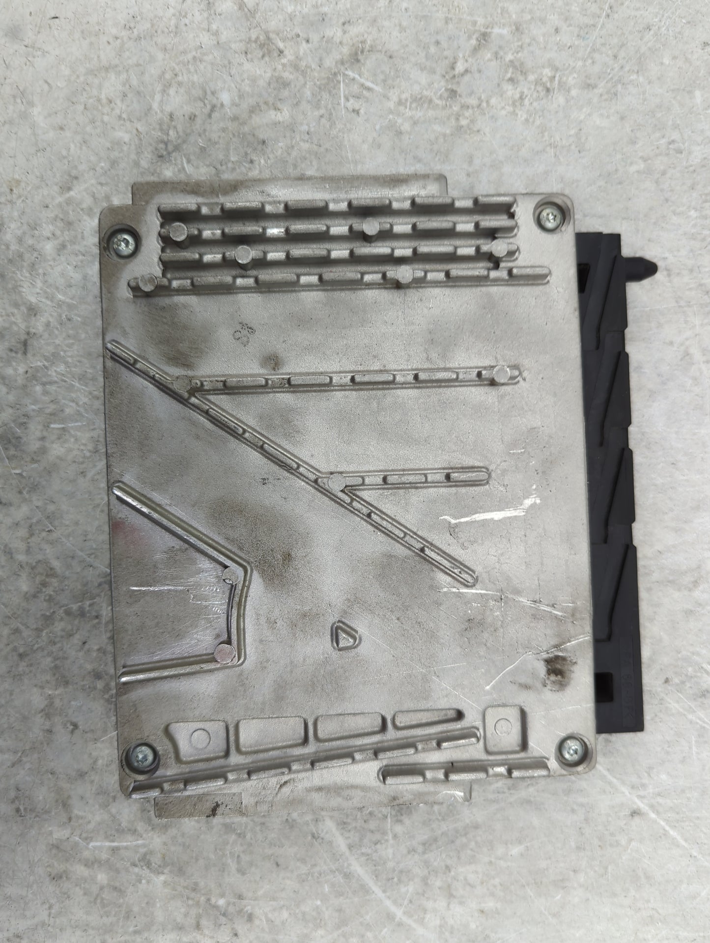 2006 Volvo Xc90 PCM Engine Control Computer ECU ECM PCU OEM P/N:0261208289 1039S06127 Fits OEM Used Auto Parts - Oemusedauto