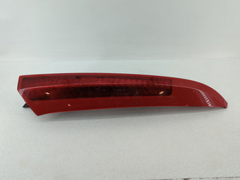 compare product 2003-2006 Volvo Xc90 Tail Light Assembly Passenger Right OEM P/N:9483772 30678221 Fits Fits 2003 2004 2005 2006 OEM Used Auto Parts