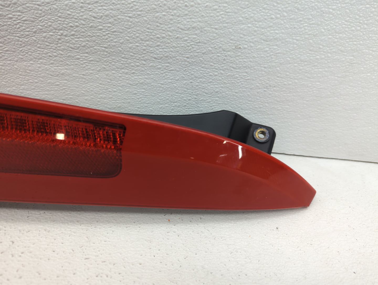 2003-2006 Volvo Xc90 Tail Light Assembly Passenger Right OEM P/N:157618 9483772, 30678221 Fits Fits 2003 2004 2005 2006 OEM 