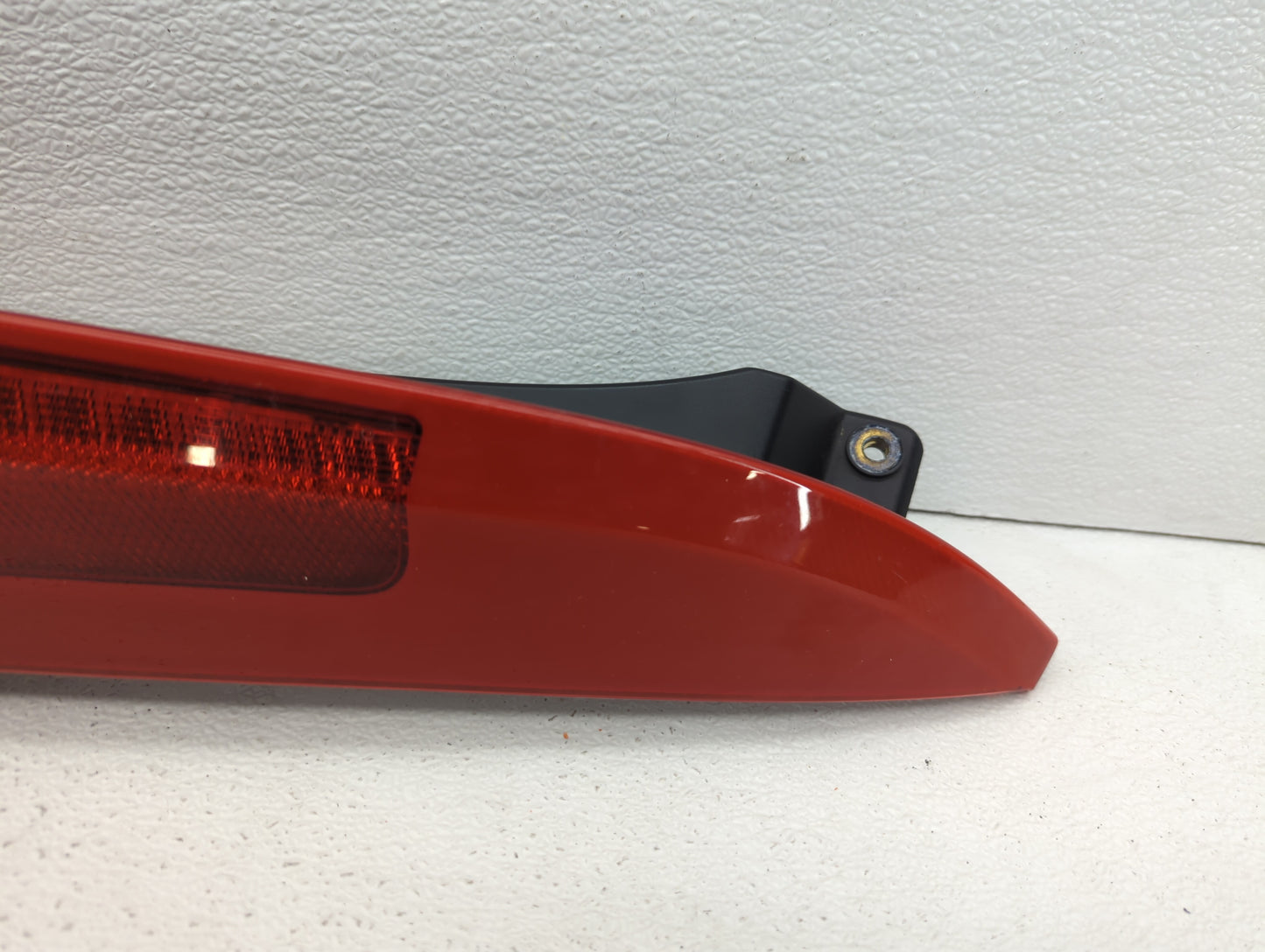 2003-2006 Volvo Xc90 Tail Light Assembly Passenger Right OEM P/N:157618 9483772, 30678221 Fits Fits 2003 2004 2005 2006 OEM 