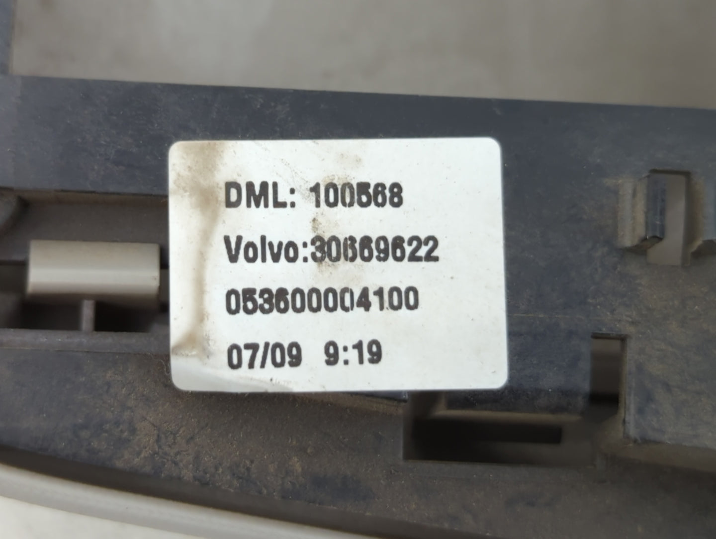 2006 Volvo Xc90 Overhead Roof Console - Oemusedautoparts1.com