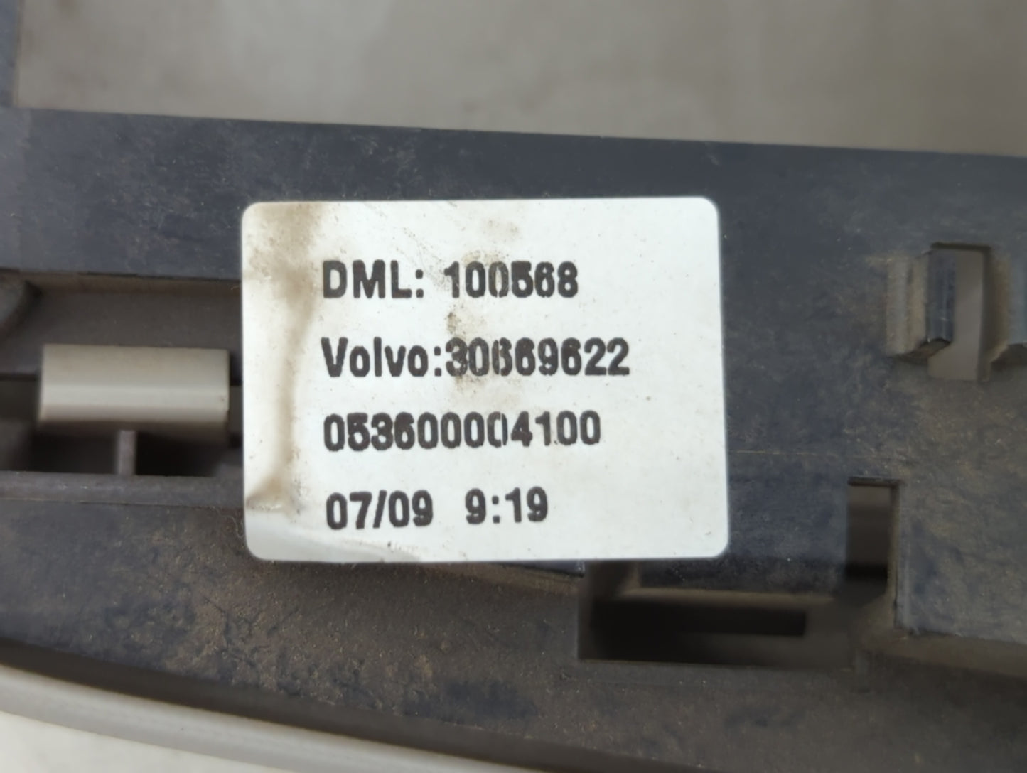 2006 Volvo Xc90 Overhead Roof Console - Oemusedautoparts1.com
