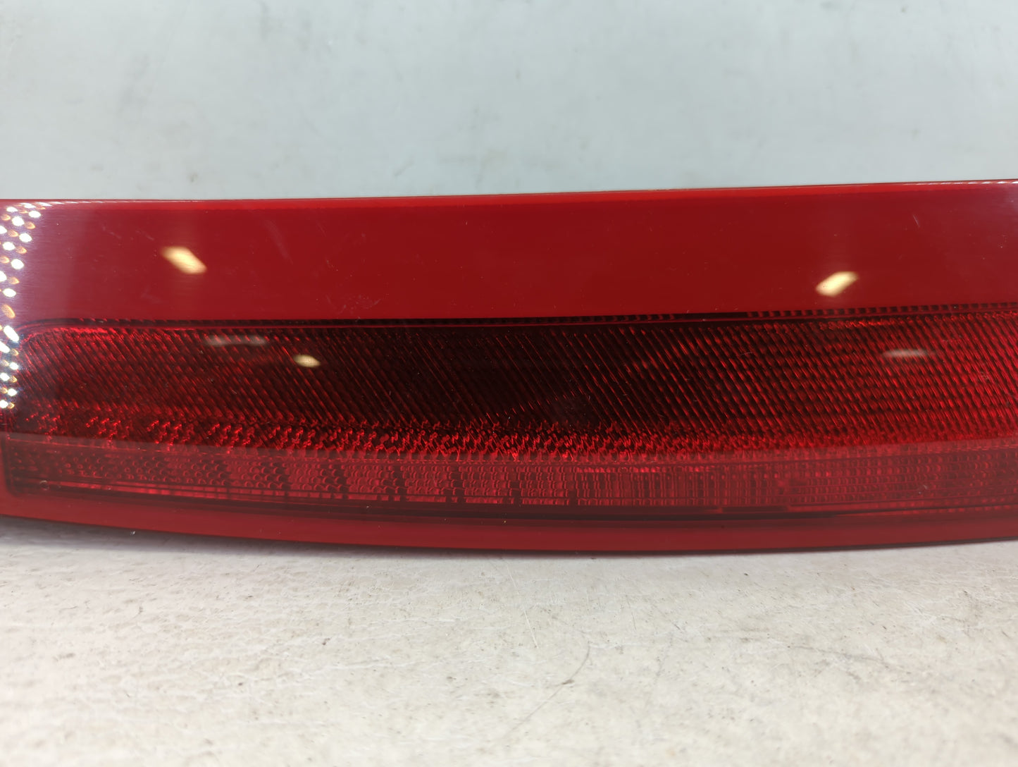 2003-2006 Volvo Xc90 Tail Light Assembly Passenger Right OEM P/N:30678221 Fits Fits 2003 2004 2005 2006 OEM Used Auto Parts 