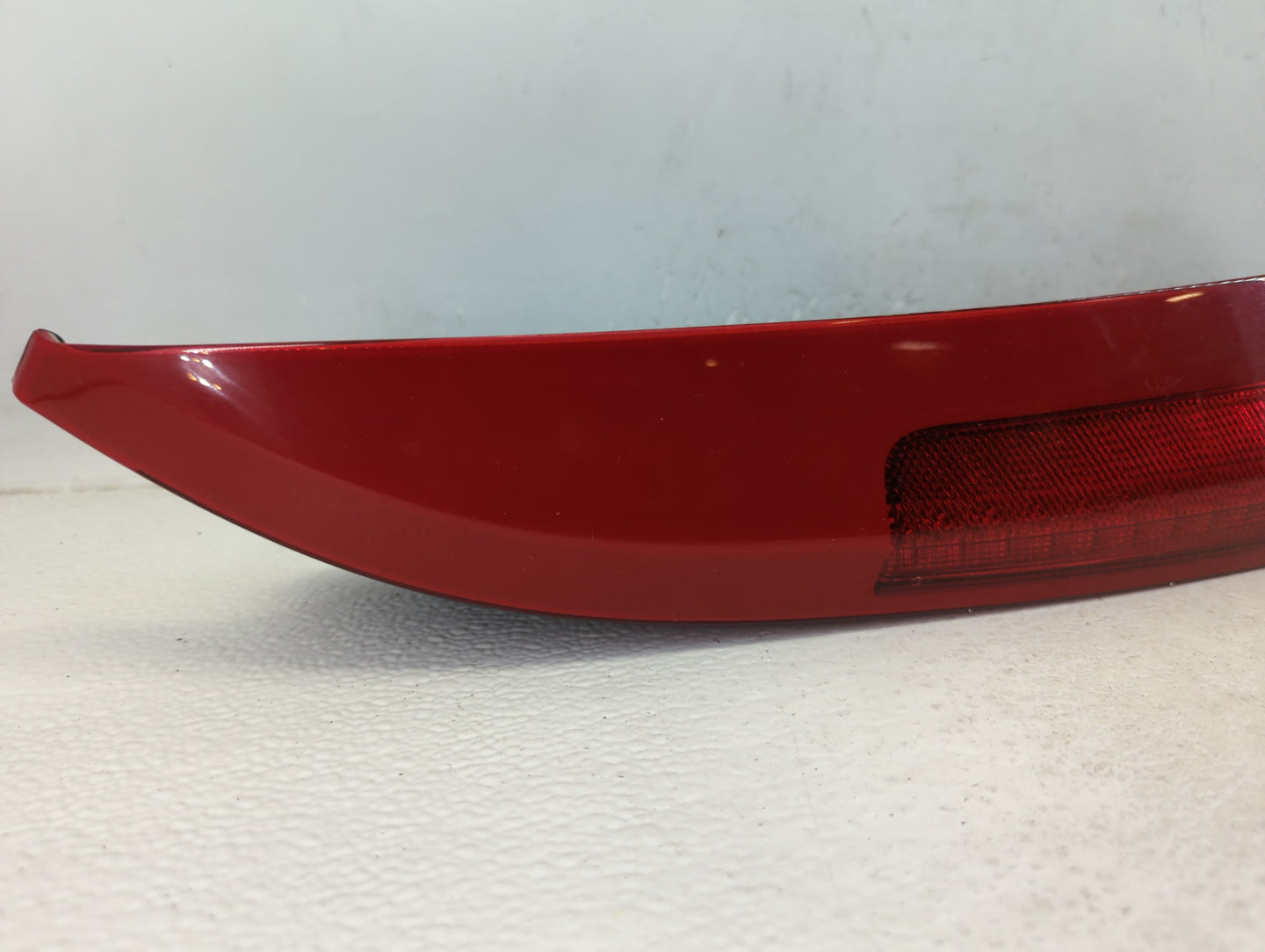 2003-2006 Volvo Xc90 Tail Light Assembly Passenger Right OEM P/N:30678221 Fits Fits 2003 2004 2005 2006 OEM Used Auto Parts 