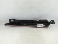 2003-2006 Volvo Xc90 Tail Light Assembly Passenger Right OEM P/N:30678221 Fits Fits 2003 2004 2005 2006 OEM Used Auto Parts 