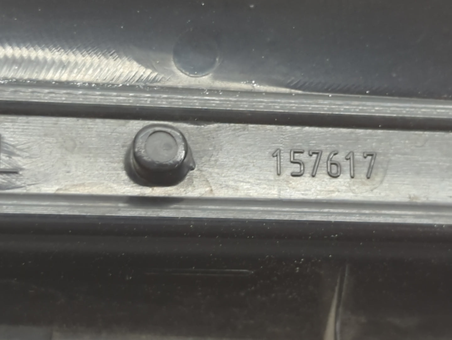 2003-2006 Volvo Xc90 Tail Light Assembly Driver Left OEM P/N:157617 Fits Fits 2003 2004 2005 2006 OEM Used Auto Parts - Oemu