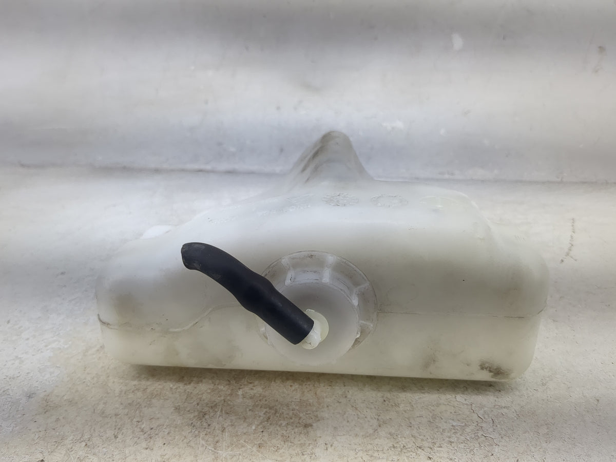 2004-2008 Acura Tl Radiator Coolant Overflow Expansion Tank Bottle 1515570 - Oemusedautoparts1.com