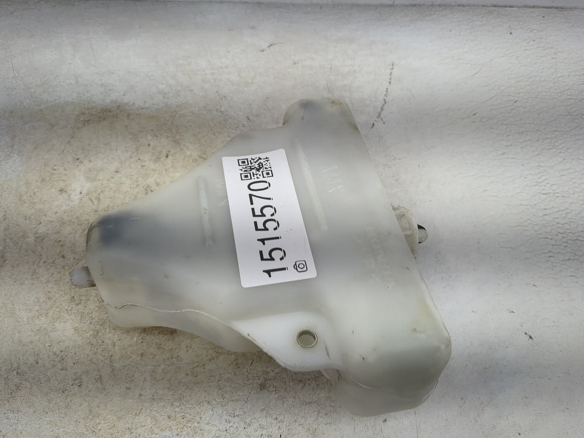 2004-2008 Acura Tl Radiator Coolant Overflow Expansion Tank Bottle 1515570 - Oemusedautoparts1.com