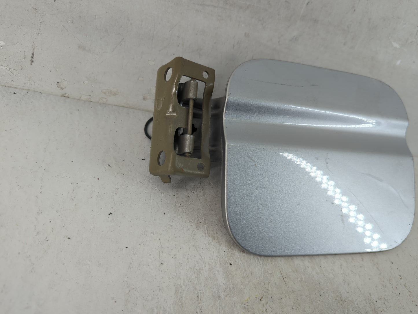 2007 Acura Tl Fuel Tank Door Lid Gas Tank Grey - Oemusedautoparts1.com