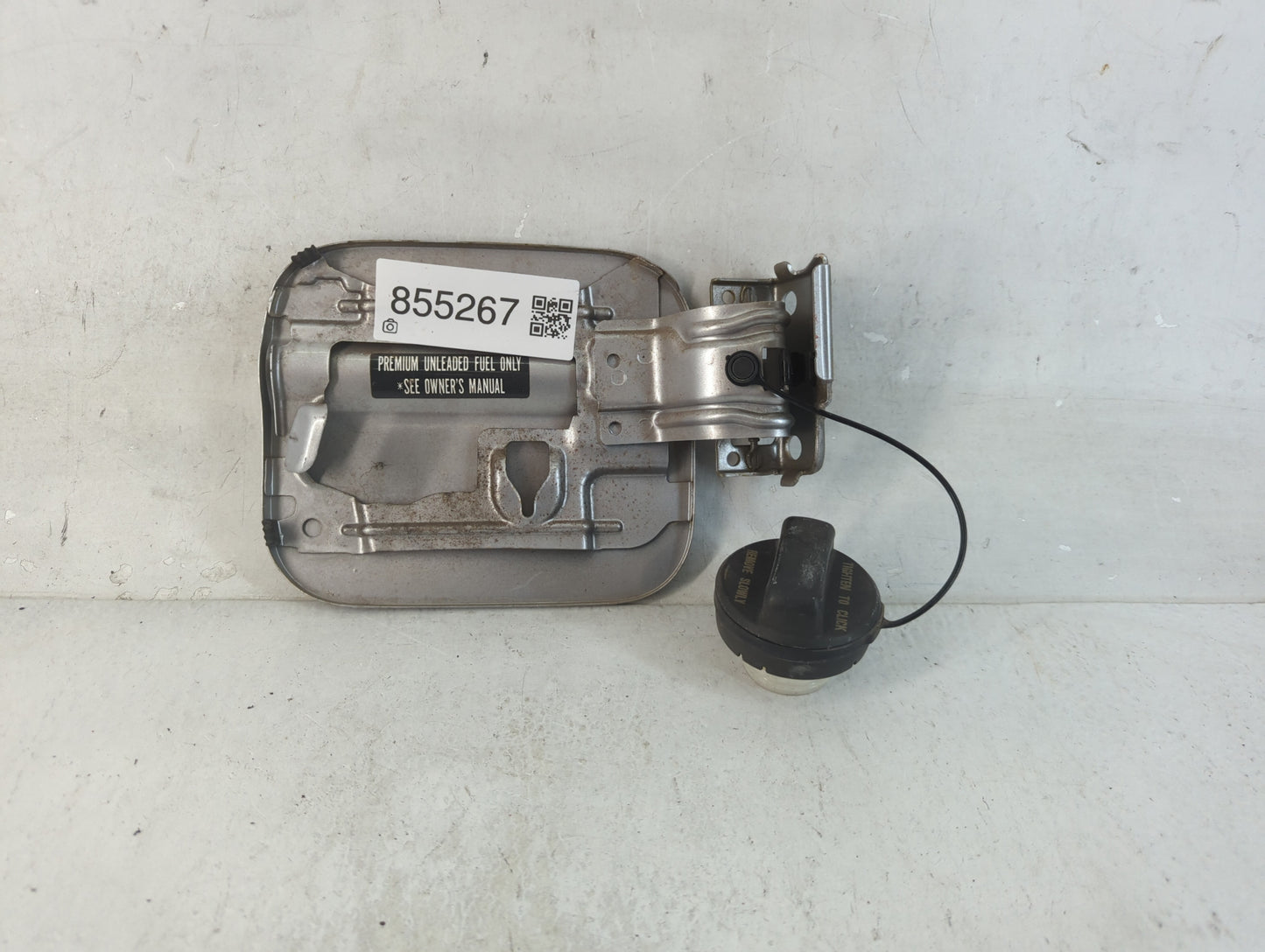 2007 Acura Tl Fuel Tank Door Lid Gas Tank Grey - Oemusedautoparts1.com