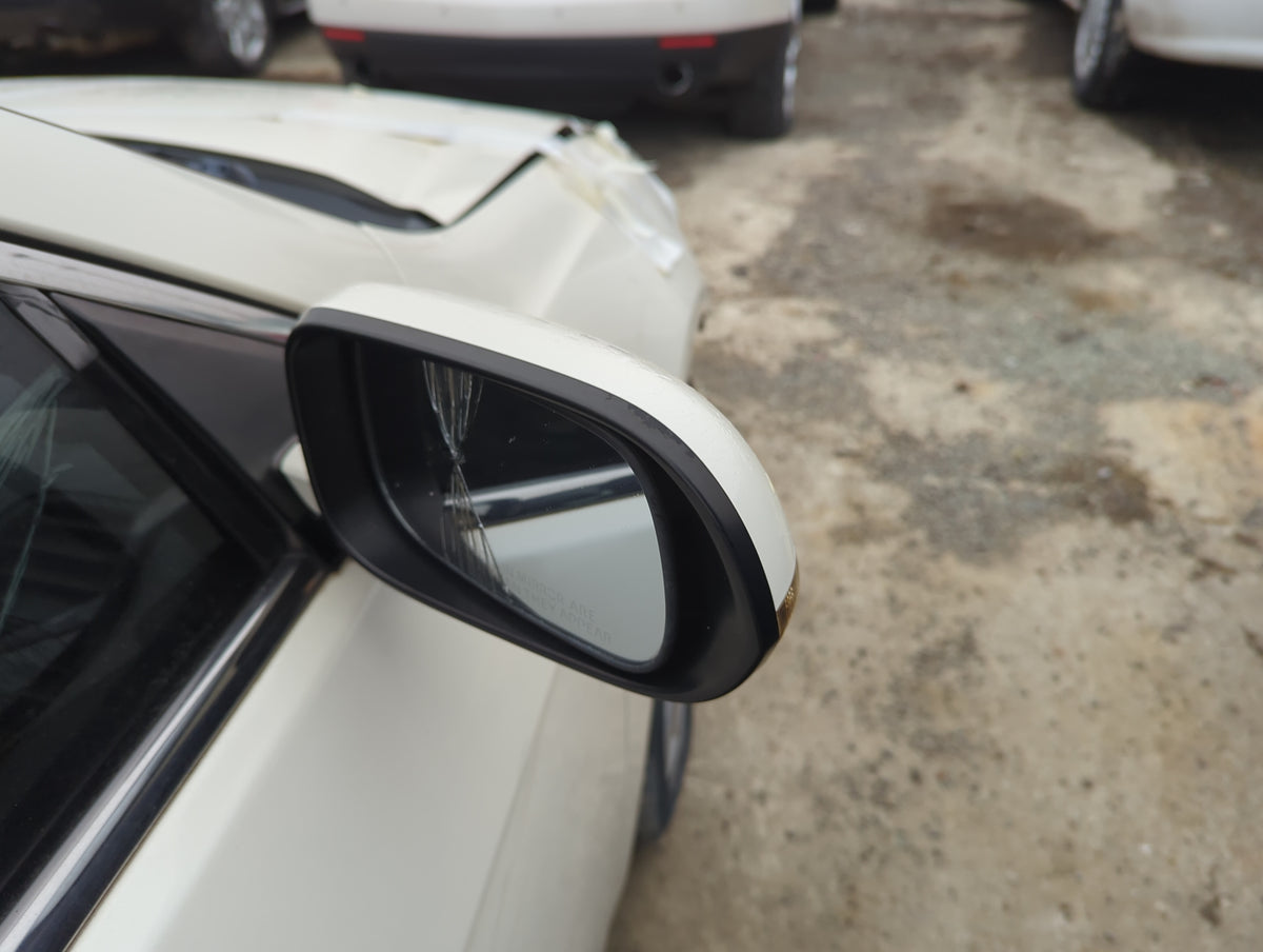 2005-2008 Acura Tsx Passenger Side View Mirror - Right Door Mirror OEM Used - Oemusedautoparts1.com