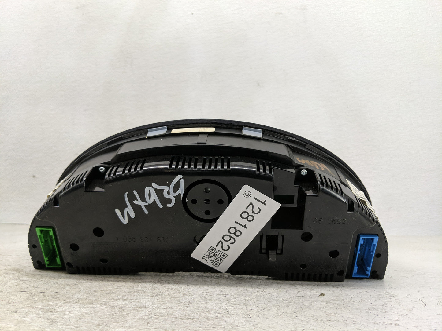 2006-2008 Audi A4 Instrument Cluster Speedometer Gauges P/N:0263626412 8E0920 951N Fits Fits 2006 2007 2008 OEM Used Auto Pa