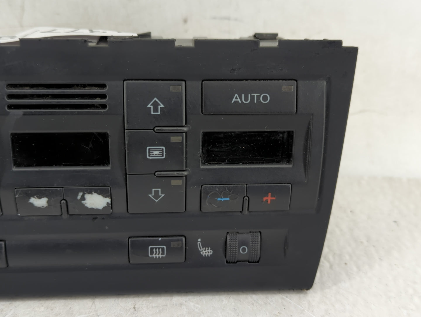 2005-2009 Audi A4 Climate Control Module Temperature AC/Heater Replacement P/N:8E0820043BM Fits Fits 2005 2006 2007 2008 200