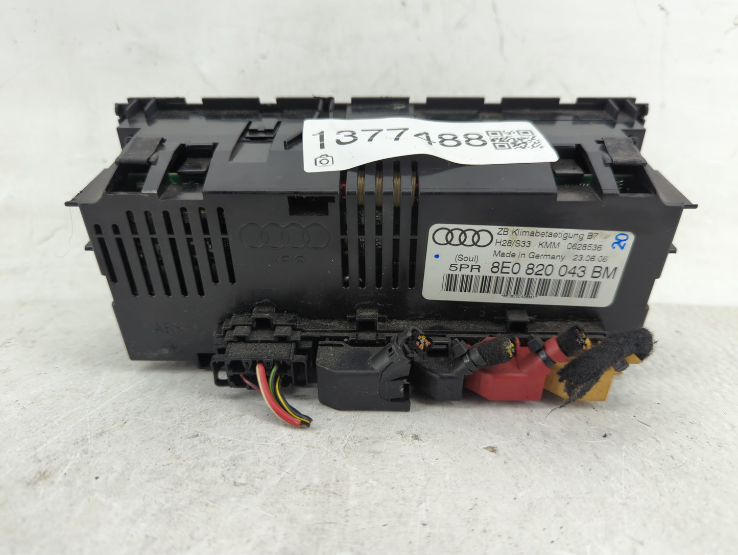 2005-2009 Audi A4 Climate Control Module Temperature AC/Heater Replacement P/N:8E0820043BM Fits Fits 2005 2006 2007 2008 200