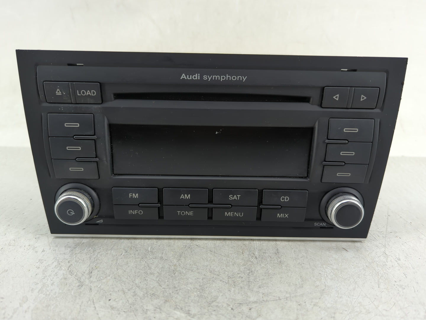 2007 Audi A4 Radio AM FM Cd Player Receiver Replacement P/N:8E0 035 195 AC 7 646 019 380 Fits OEM Used Auto Parts - Oemuseda