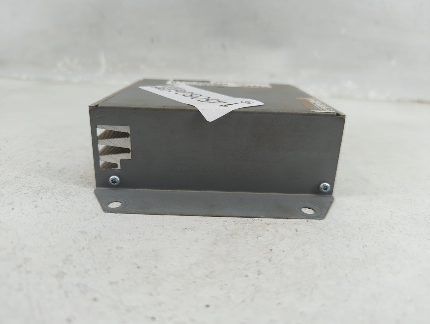 2005-2008 Audi A4 Radio Speaker Amplifier - Oemusedautoparts1.com