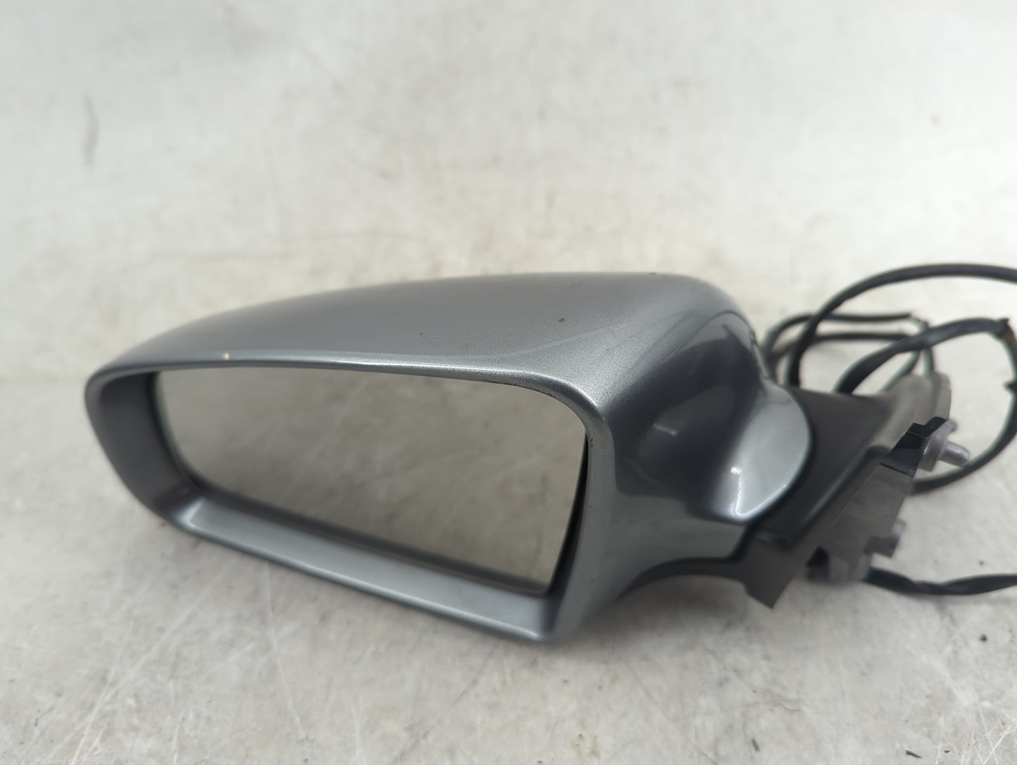 2002-2008 Audi A4 Driver Side View Mirror - Left Door Mirror OEM Used - Oemusedautoparts1.com