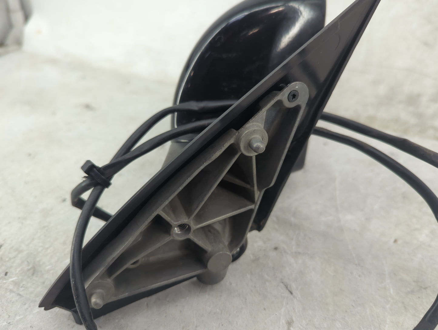 2002-2008 Audi A4 Passenger Side View Mirror - Right Door Mirror OEM Used - Oemusedautoparts1.com
