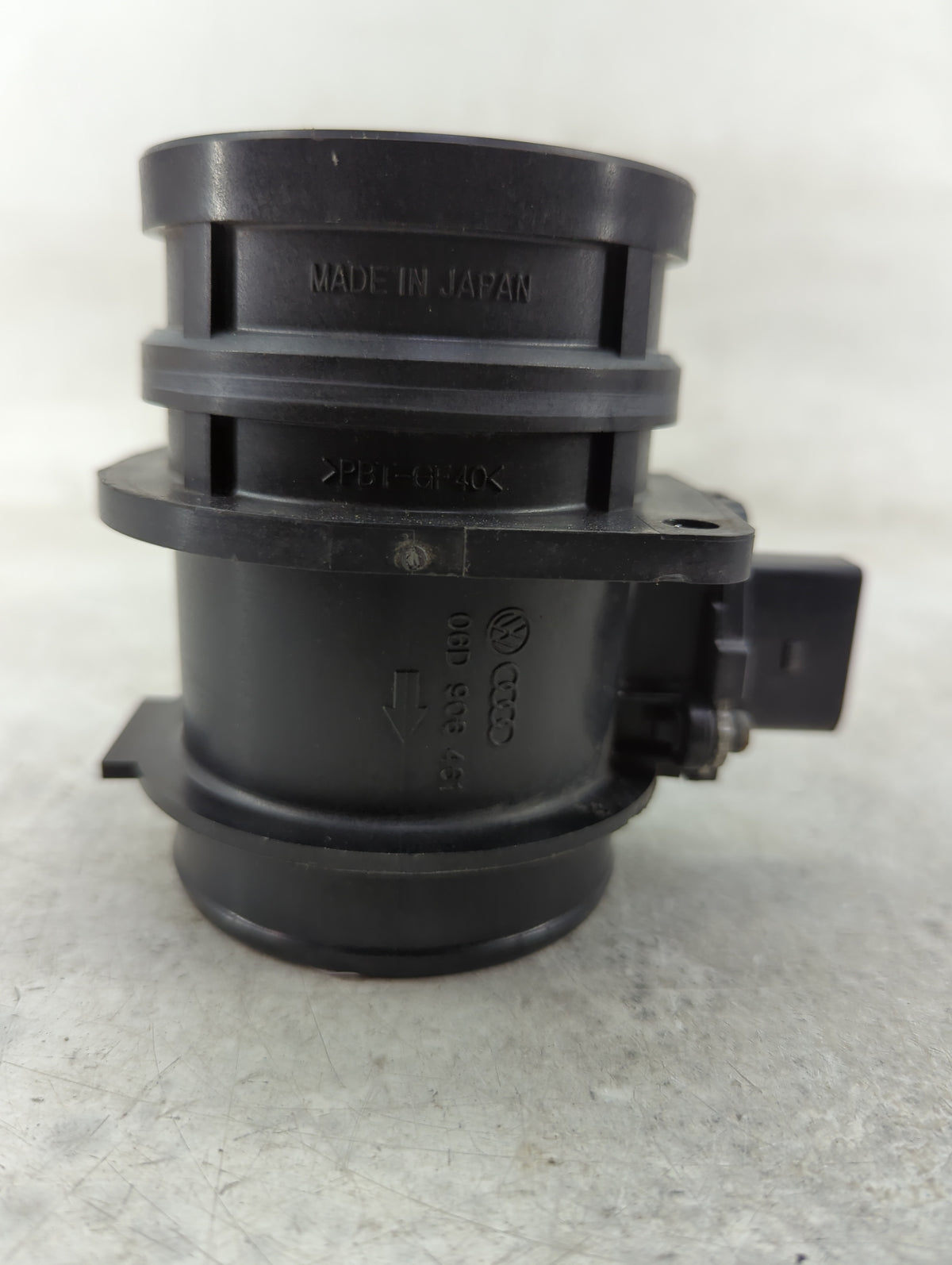 2005-2009 Audi A4 Mass Air Flow Meter Maf Sensor - Oemusedautoparts1.com