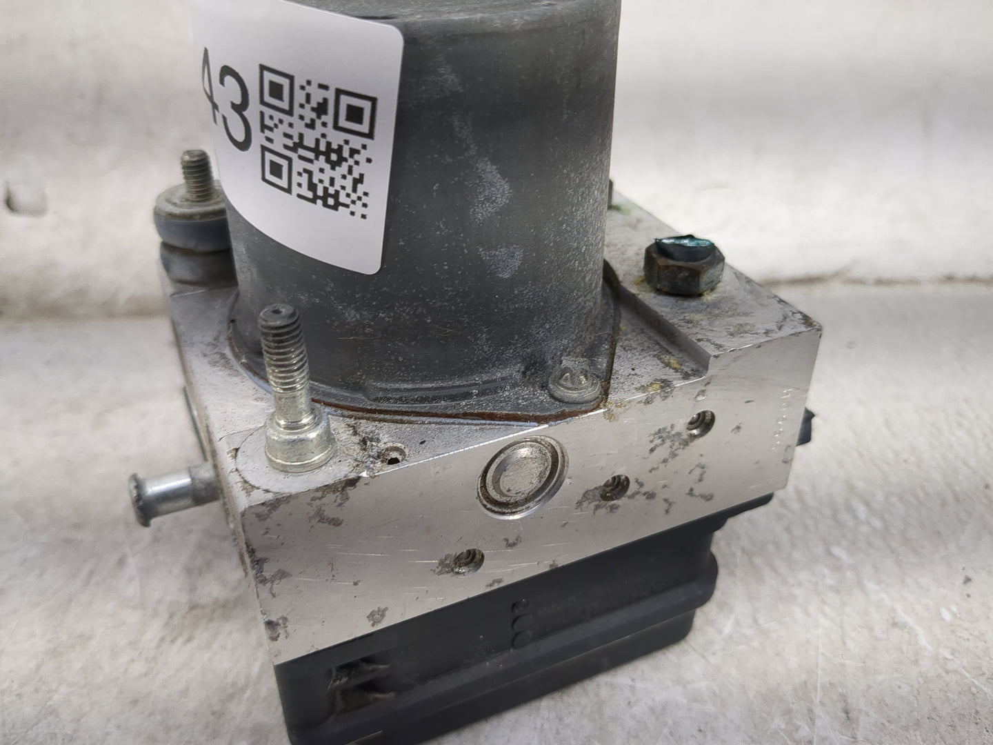2007-2009 Audi A4 ABS Pump Control Module Replacement P/N:8E0614517BH 0265234333, 0265950467 Fits Fits 2007 2008 2009 OEM Us