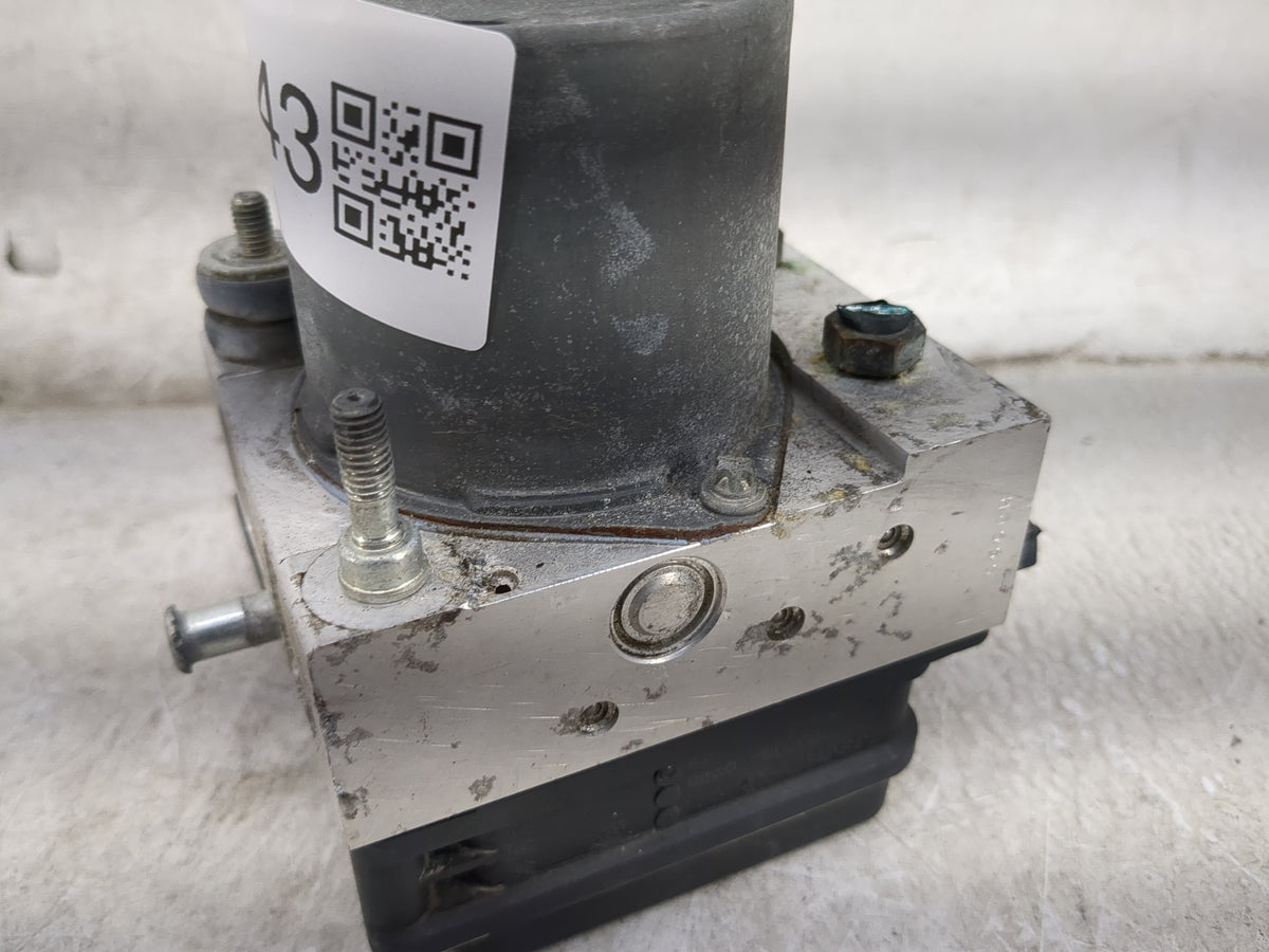 2007-2009 Audi A4 Anti-Lock Brake ABS Pump Module Actuator OEM P/N:8E0614517BH 0265234333, 0265950467 Fits Fits 2007 2008 20