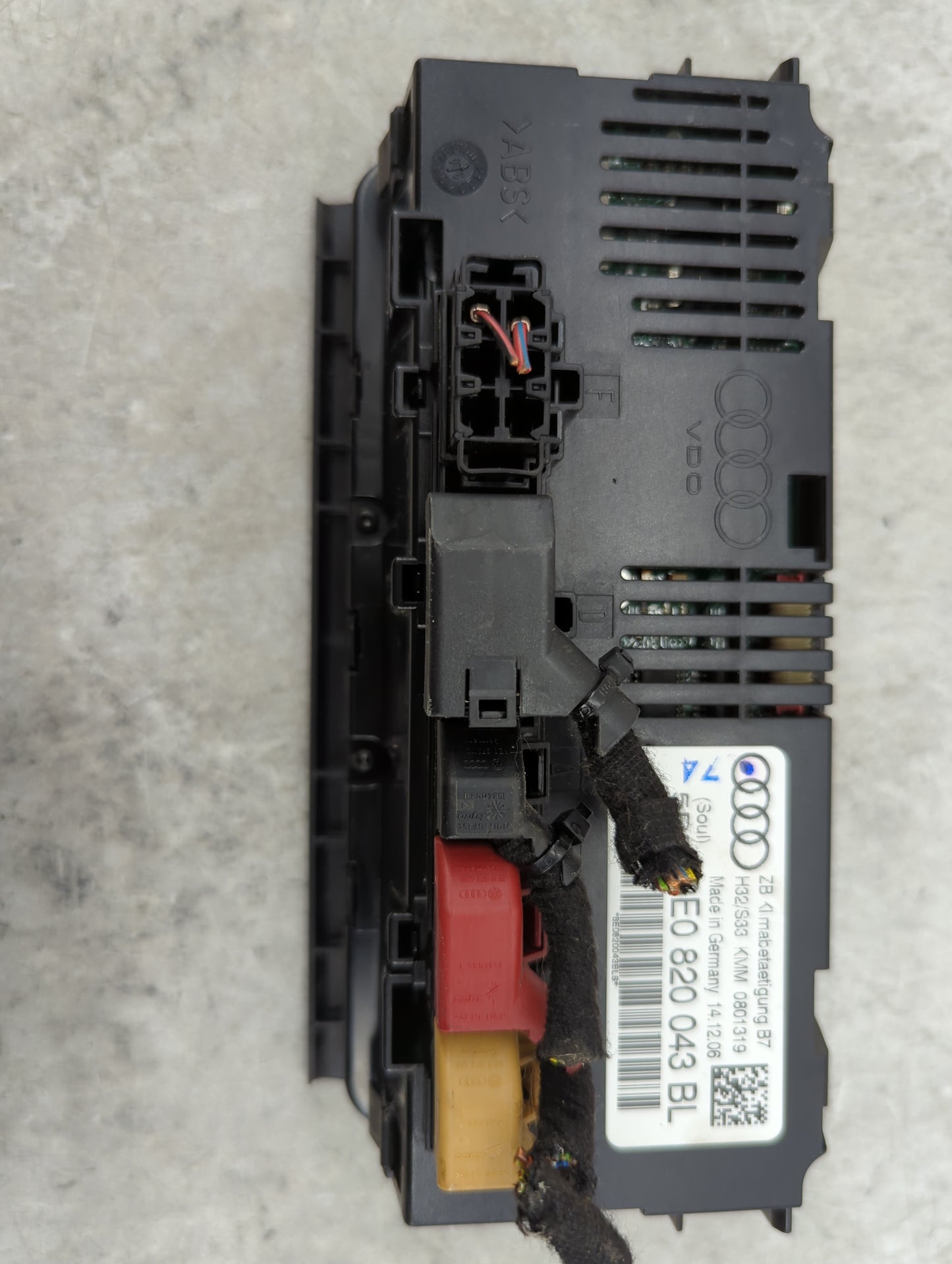 2005-2009 Audi A4 Climate Control Module Temperature AC/Heater Replacement P/N:8E0 820 043 BL Fits Fits 2005 2006 2007 2008 