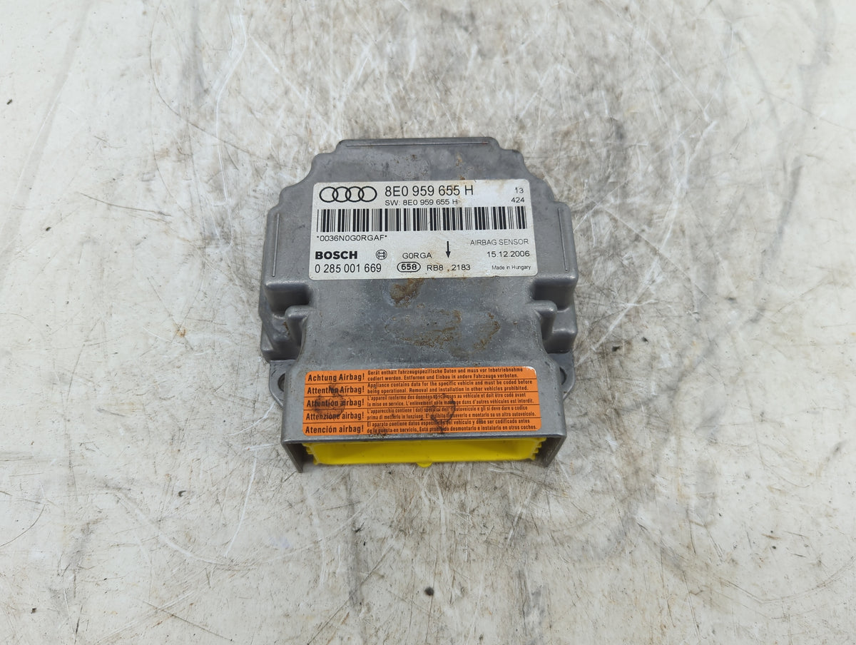 2005-2007 Audi A4 Safety Restraint Srs Airbag Control Module - Oemusedautoparts1.com