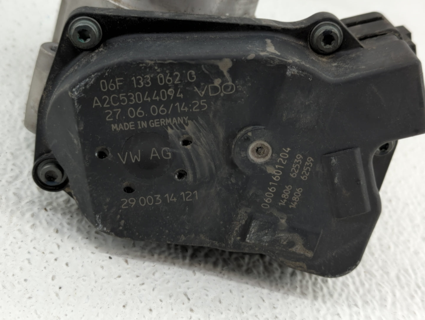 2005-2016 Audi A4 Throttle Body P/N:06F 133 062 G 06F 133 062 Q Fits OEM Used Auto Parts - Oemusedautoparts1.com