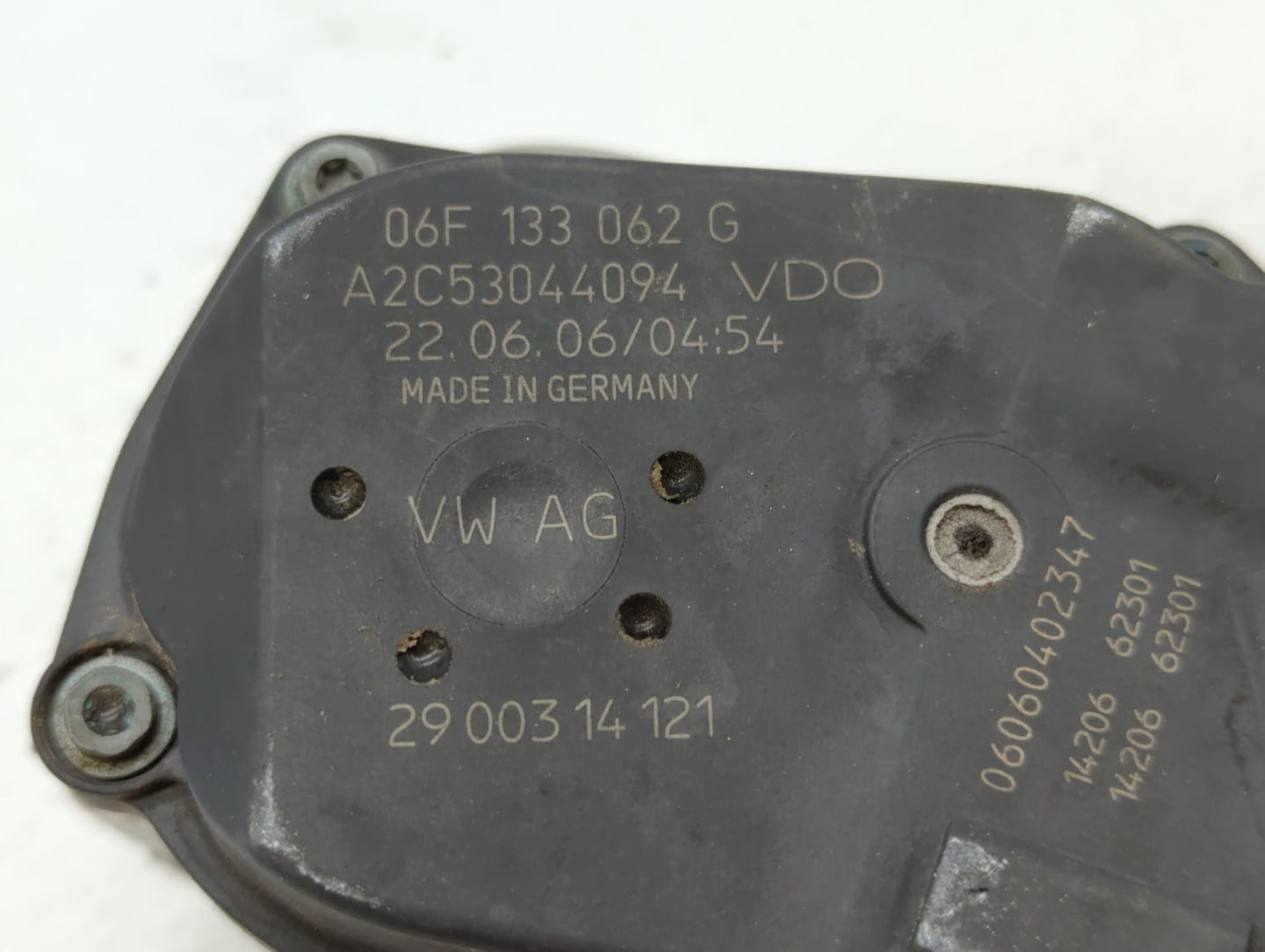 2005-2016 Audi A4 Throttle Body P/N:06F 133 062 G 06F 133 062 Q Fits OEM Used Auto Parts - Oemusedautoparts1.com