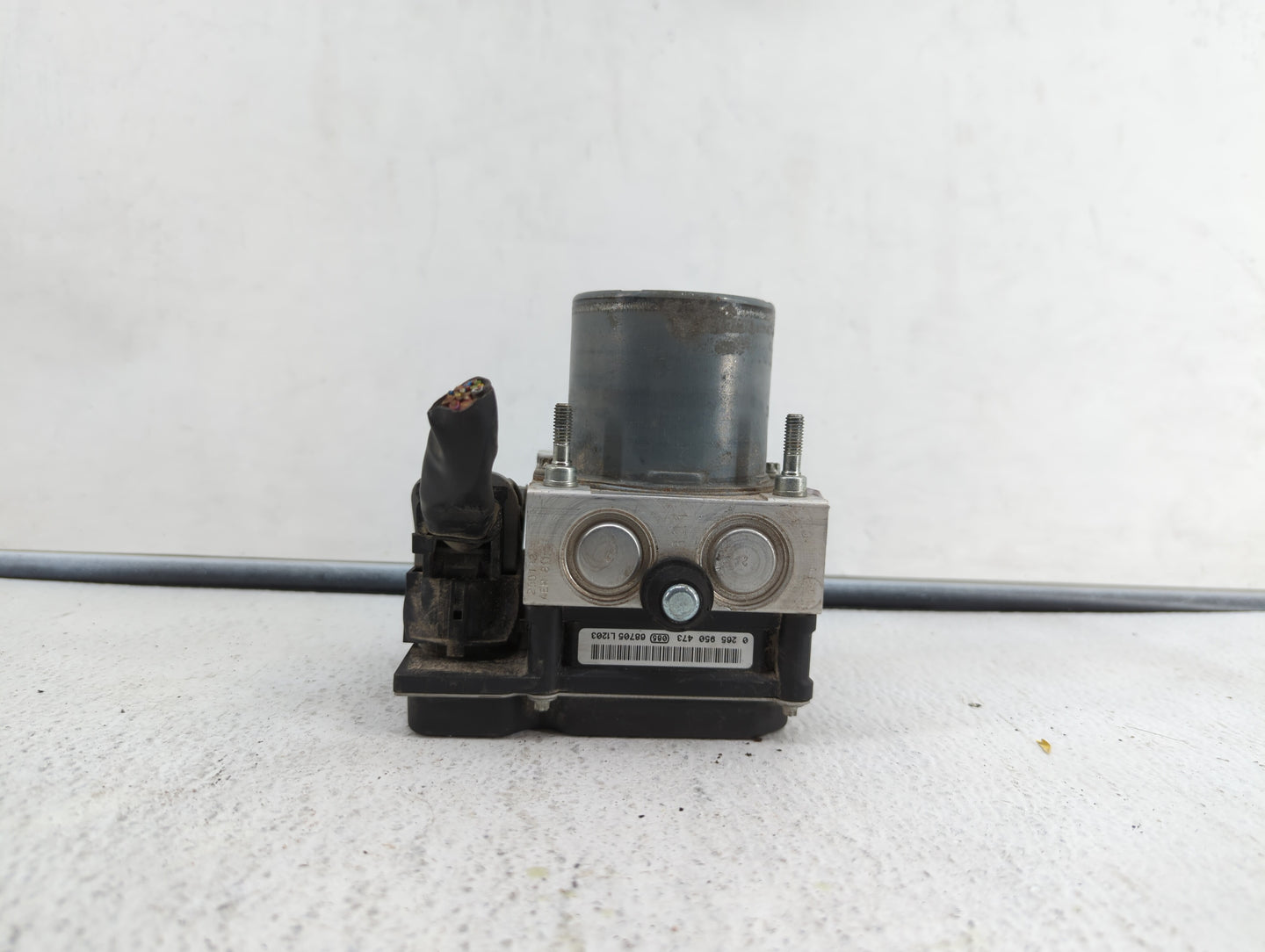 2007-2009 Audi A4 ABS Pump Control Module Replacement P/N:8R0 614 517D 8E0 614 517BF, 8E0 910 517 H Fits Fits 2007 2008 2009