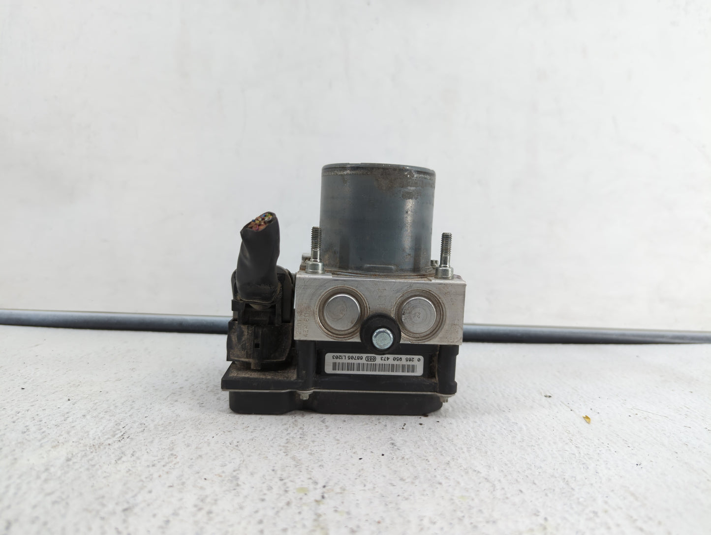 2007-2009 Audi A4 ABS Pump Control Module Replacement P/N:8R0 614 517D 8E0 614 517BF, 8E0 910 517 H Fits Fits 2007 2008 2009